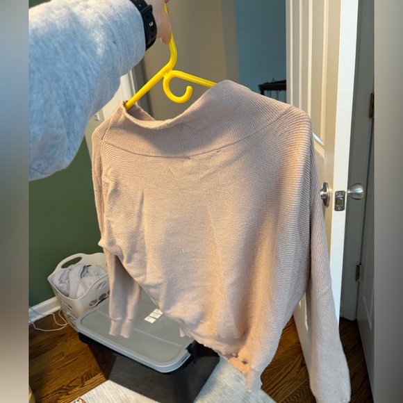 Lulus cowl neck sweater - Picture 3 of 3